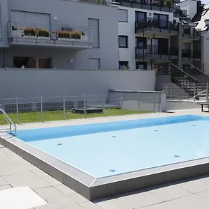 Yellow Flower With Pool - 5 Min To Apartment Wien