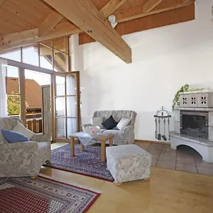 Simone Apartment Oy-Mittelberg